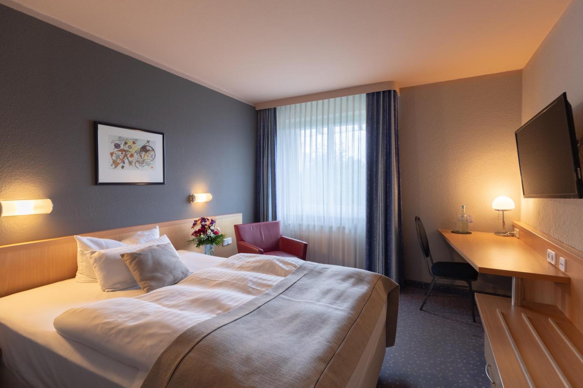 Garner Hotel Cottbus Sued By Ihg Exterior foto