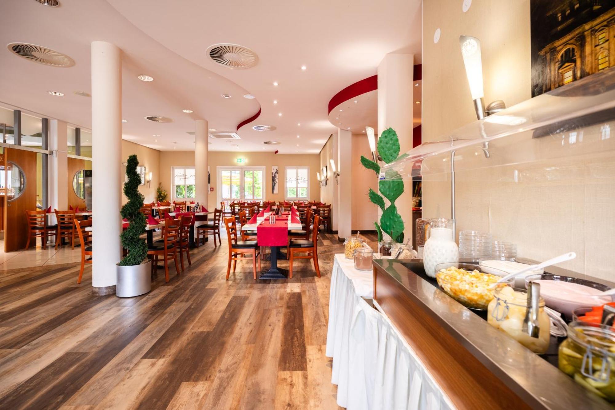 Garner Hotel Cottbus Sued By Ihg Exterior foto