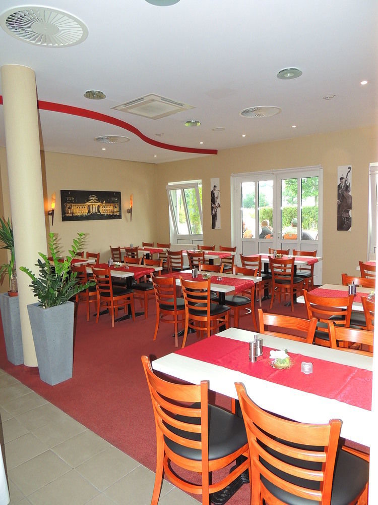 Garner Hotel Cottbus Sued By Ihg Exterior foto